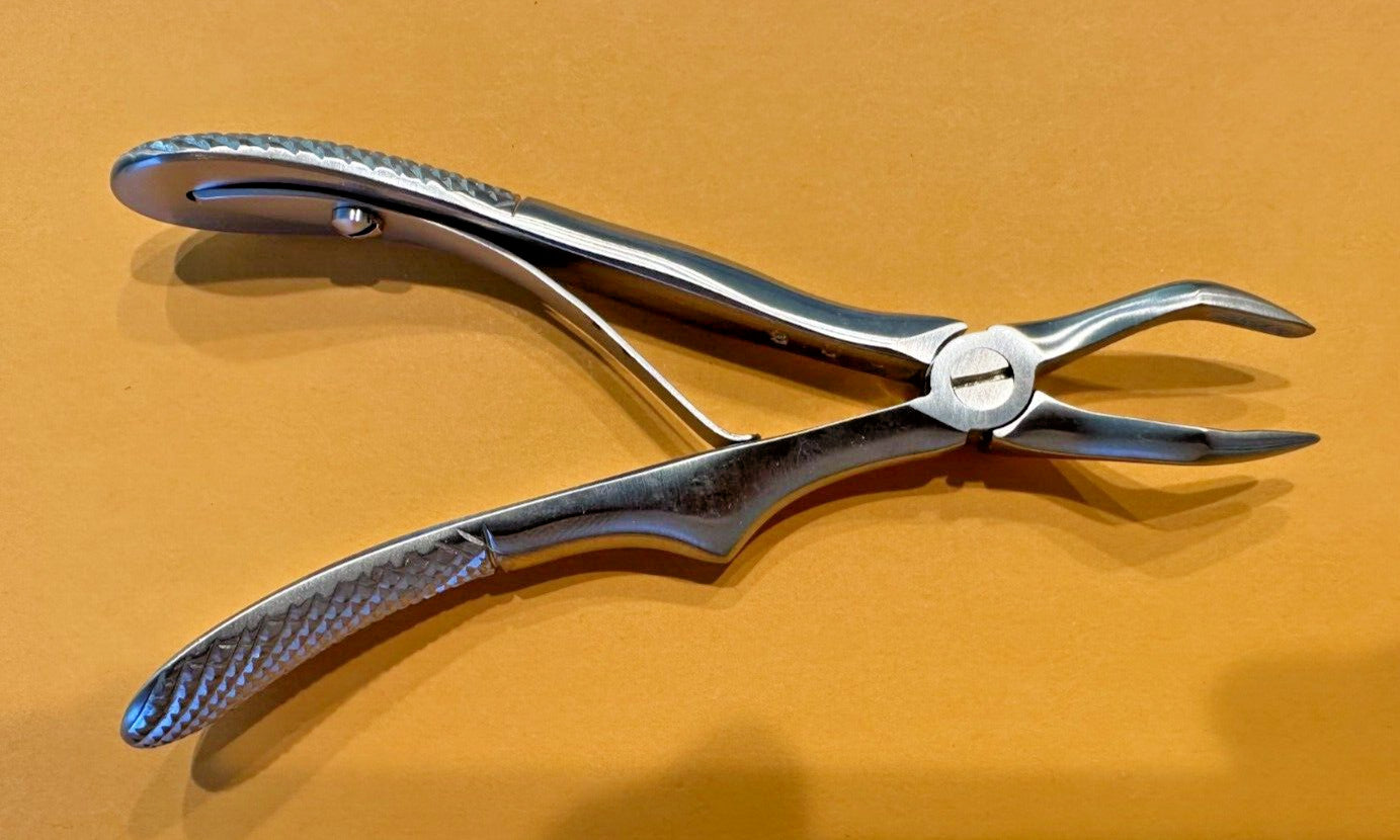 HU-FRIEDY FX7C  7C European Pedo Forceps