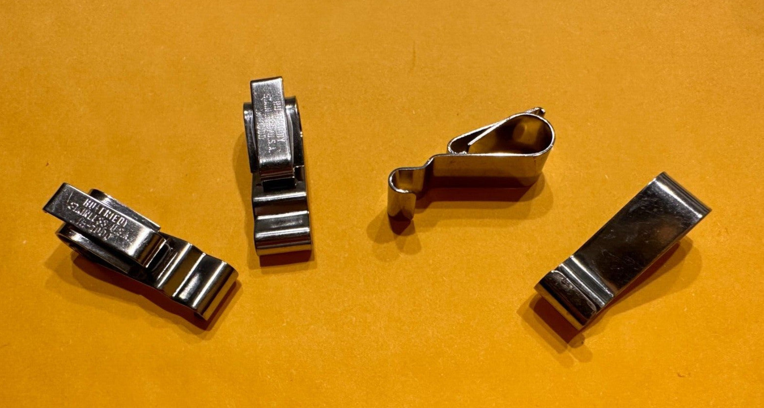 Hu-Friedy Hinged Instrument Clips  pack of 4.  IM1000